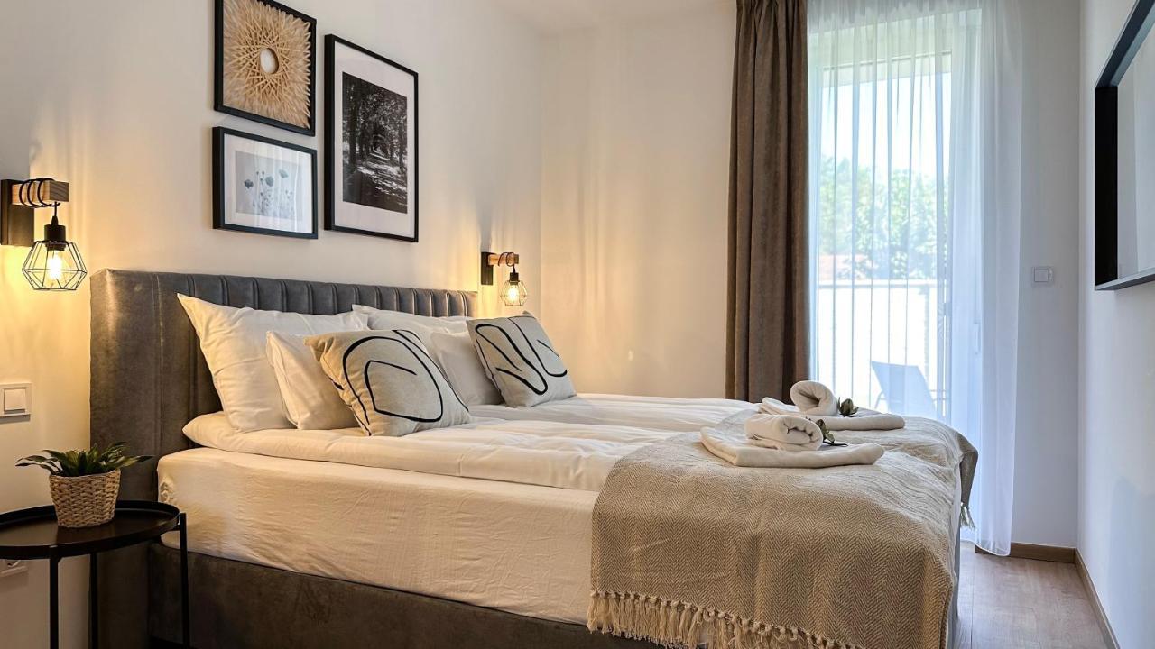 Linden Apartman 002 - Adults Only Mosonmagyaróvár Екстериор снимка